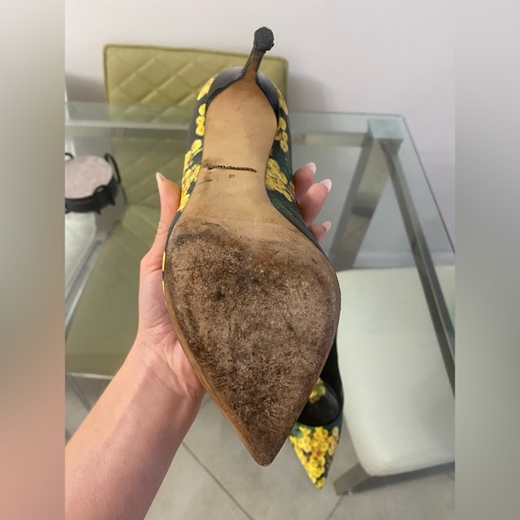 Dolce & Gabbana Shoes High Heels Black and Yellow Floral Pattern Pumps - Picture 9 of 15